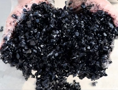 富文镇沥青冷补料（沥青砂）的优势特点与施工流程解析